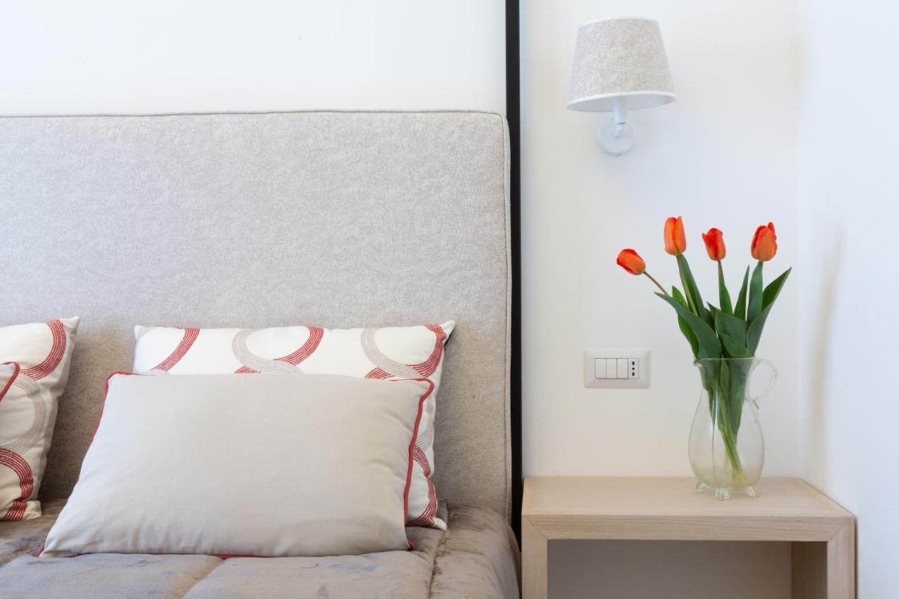 La Dimora Di Cornelia Aparthotel ซอร์เรนโต ภายนอก รูปภาพ